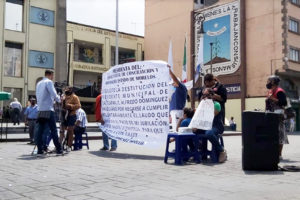 Protesta ante Conciliación y Arbitraje Foto cortesía