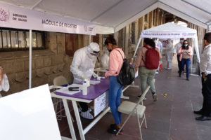 Módulo de prueba rápida de Covid-19 instalado en el centro de Cuernavaca. Foto cortesía