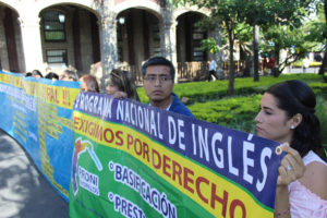 Maestros en manifestacipon. Foto de archivo