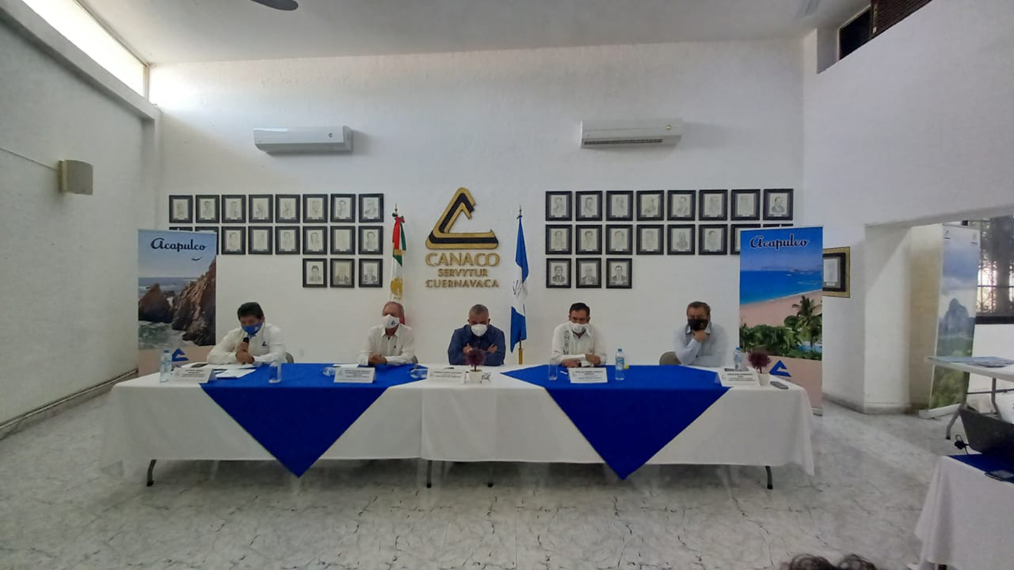 Representantes de Canaco de Cuernavaca y Acapulco. Foto cortesía