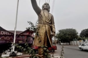 Escultura de Miguel Hidalgo en Zacatepec