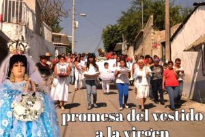 Promesa vestido de la Virgen. Foto del muro del faceboook de la iglesia de San Esteban