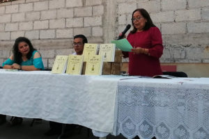 Rosa Isela González en al presentación de Yo, así la vi