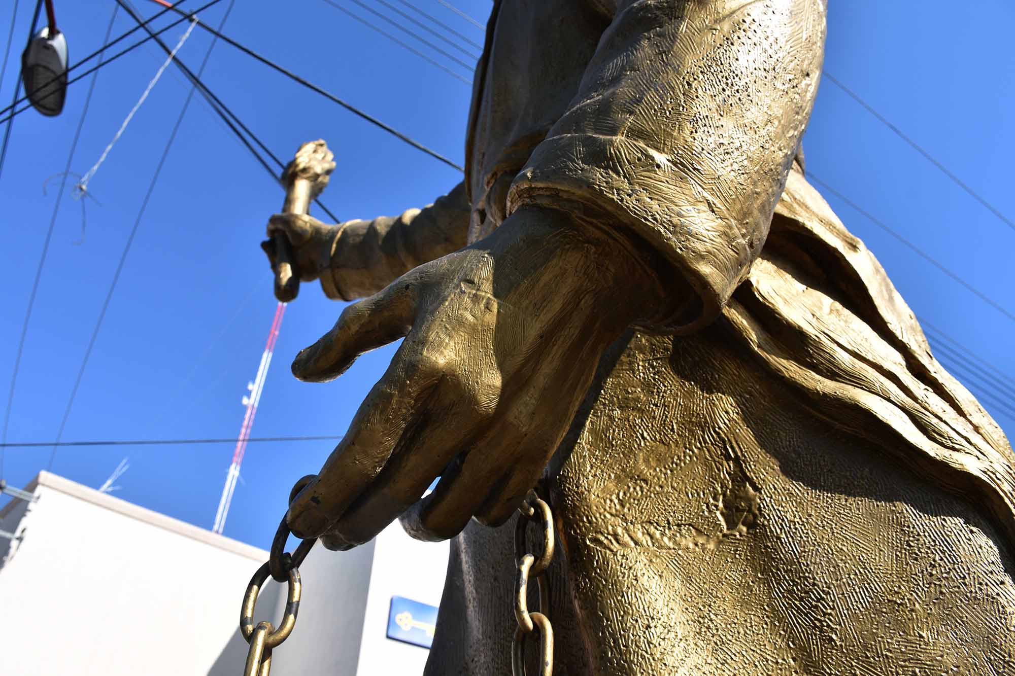 Mano de estatua de Hidalgo1