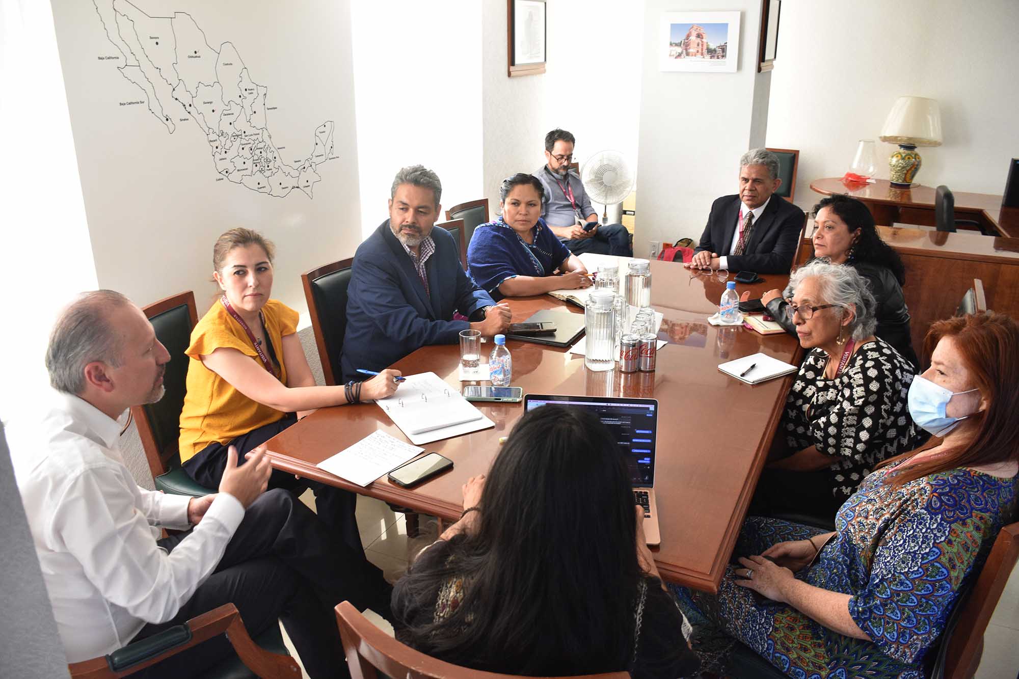 Reunión de trabajo con Juan Manuel Martínez Louvier, director General del Instituto Nacional de Economía Social. Mayo de 2022