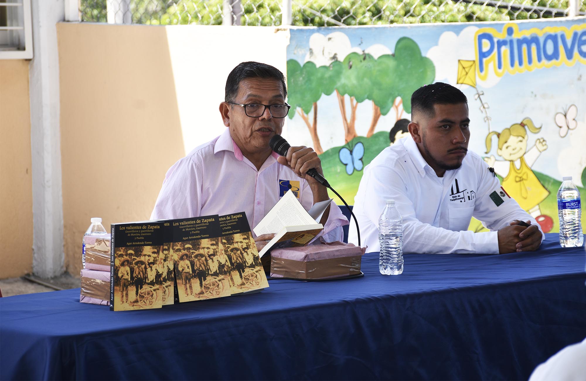 Aguro Arredondo presenta Los Valientes de Zapata