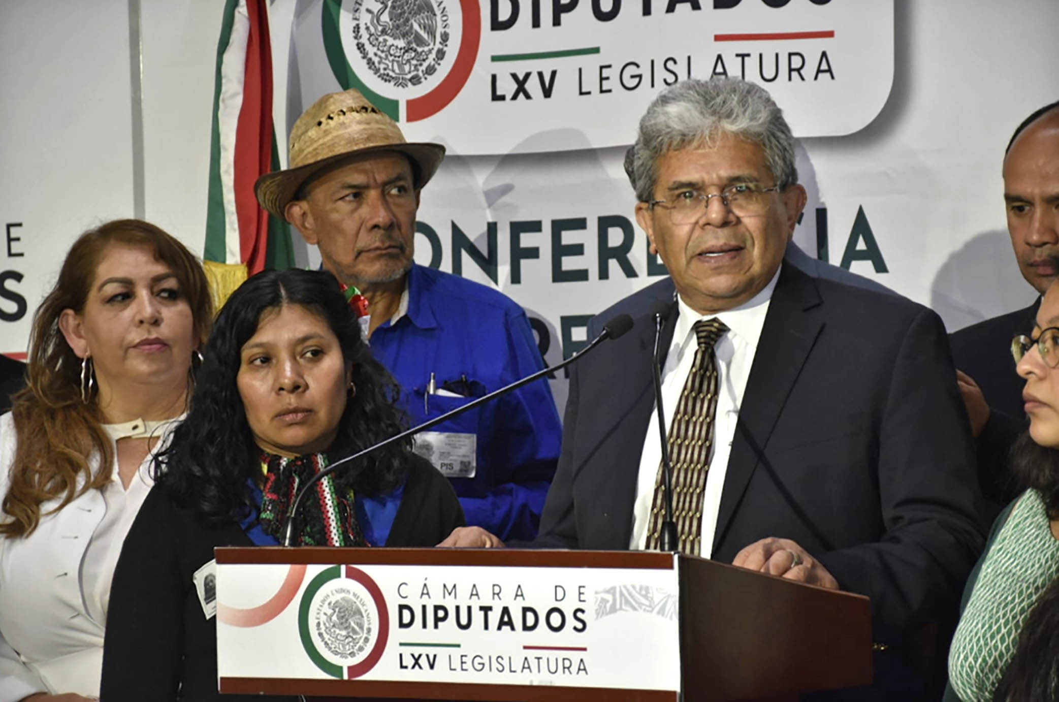 Carlos Fernández en la Cámara de Diputados MéxicoM