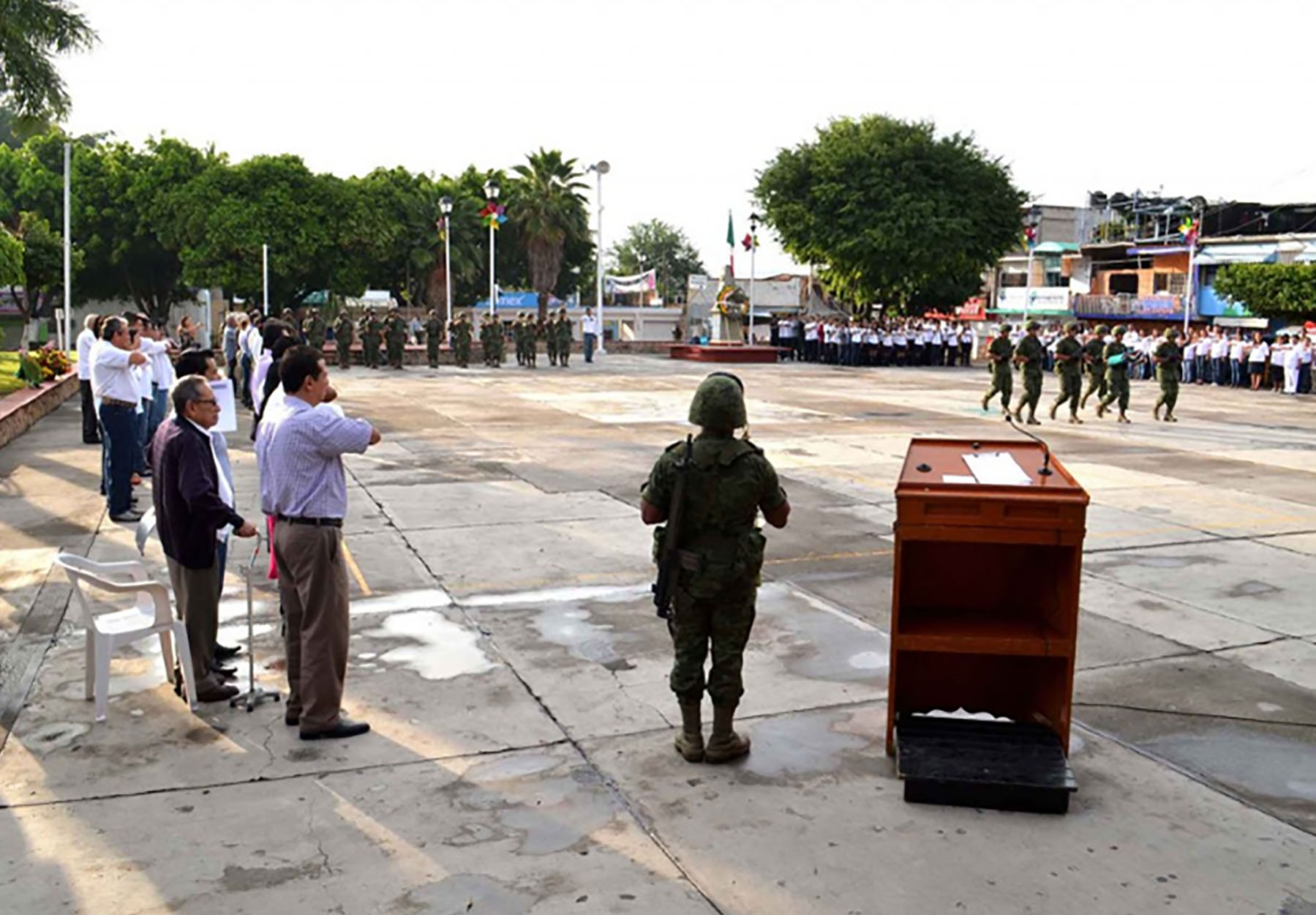 Ceremonia cívica en Tlaltizapán 2014