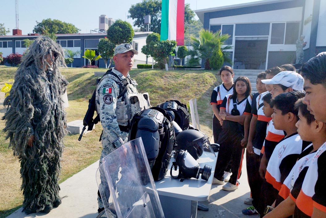 Visita  a la Guardia Nacional 