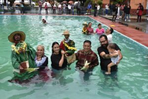 Juan parrandero y mayordomos en Las Fuentes