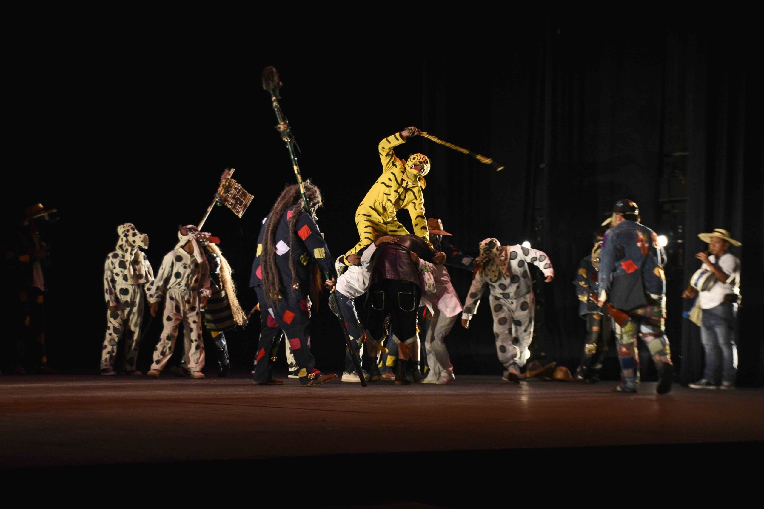 Tecuanes en el Teatro Ocampo