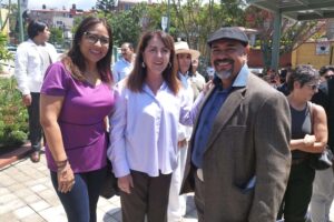 1Margarita González Saravia, Alfonso Seiva y Verónica Giles copia